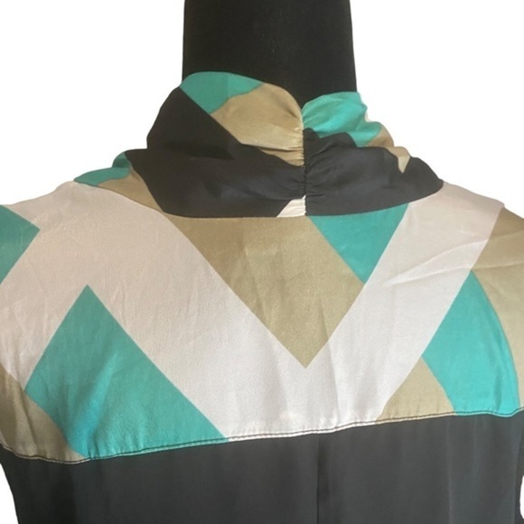 Ashley Stewart Women’s Blouse Plus Size Sleeveless Multicolor Size‎ 22/24 - Picture 15 of 16